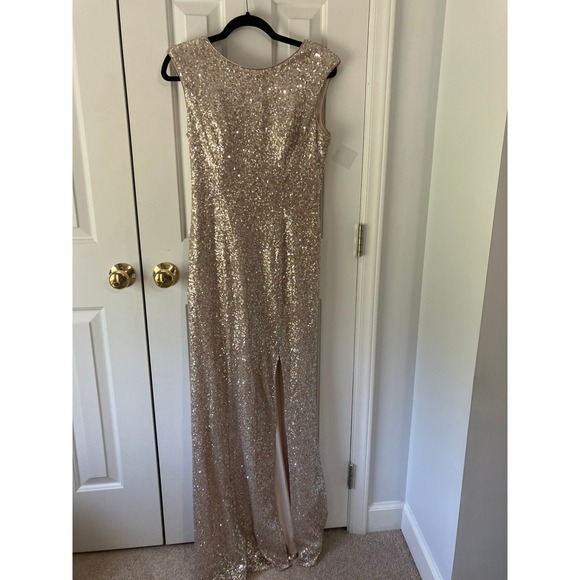 Vince Camuto Dresses & Skirts - Vince Camuto Womens Champagne Gold Sequin Sleeveless Gown Maxi Dress Size 8